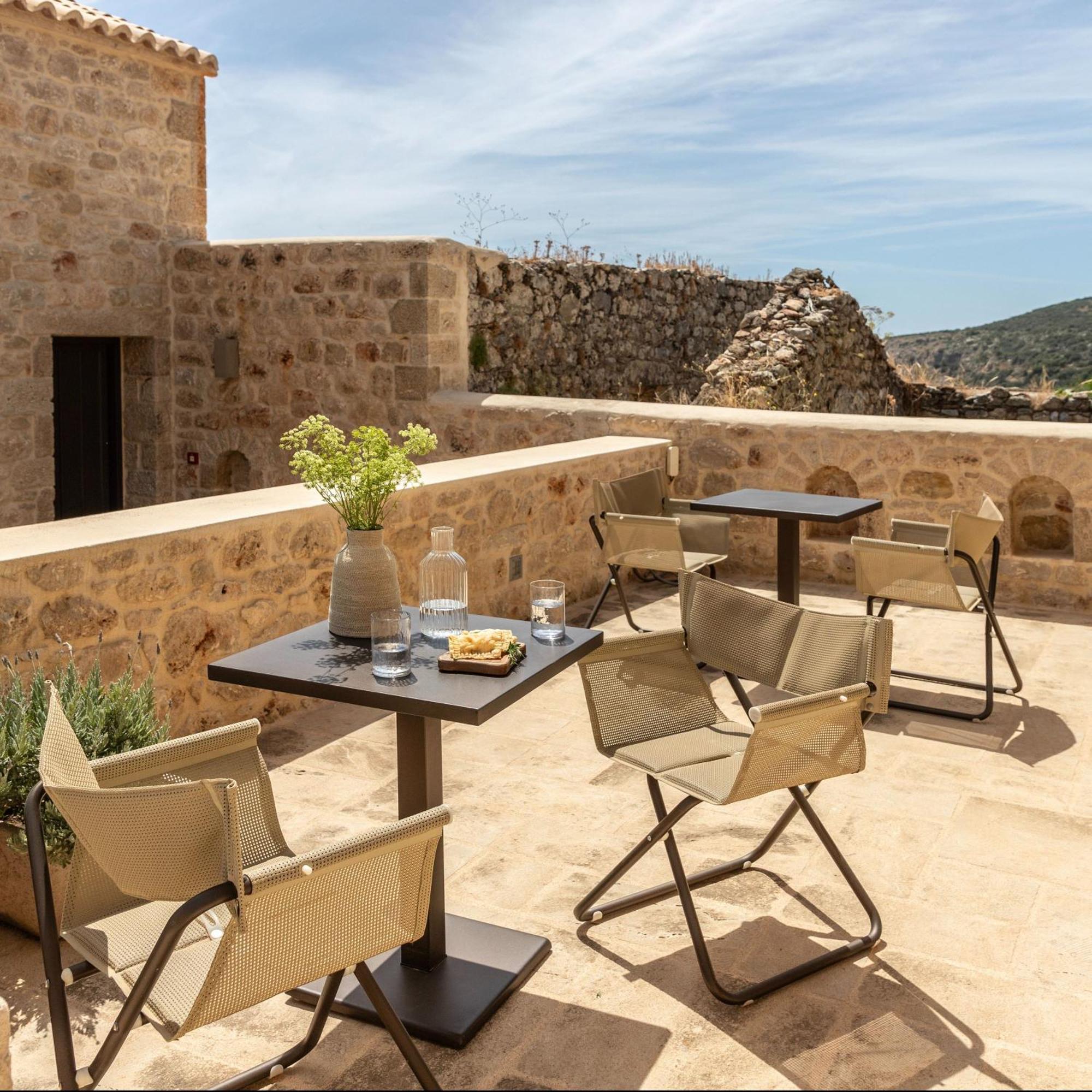 Korona Boutique Hotel Oitylo Exterior foto