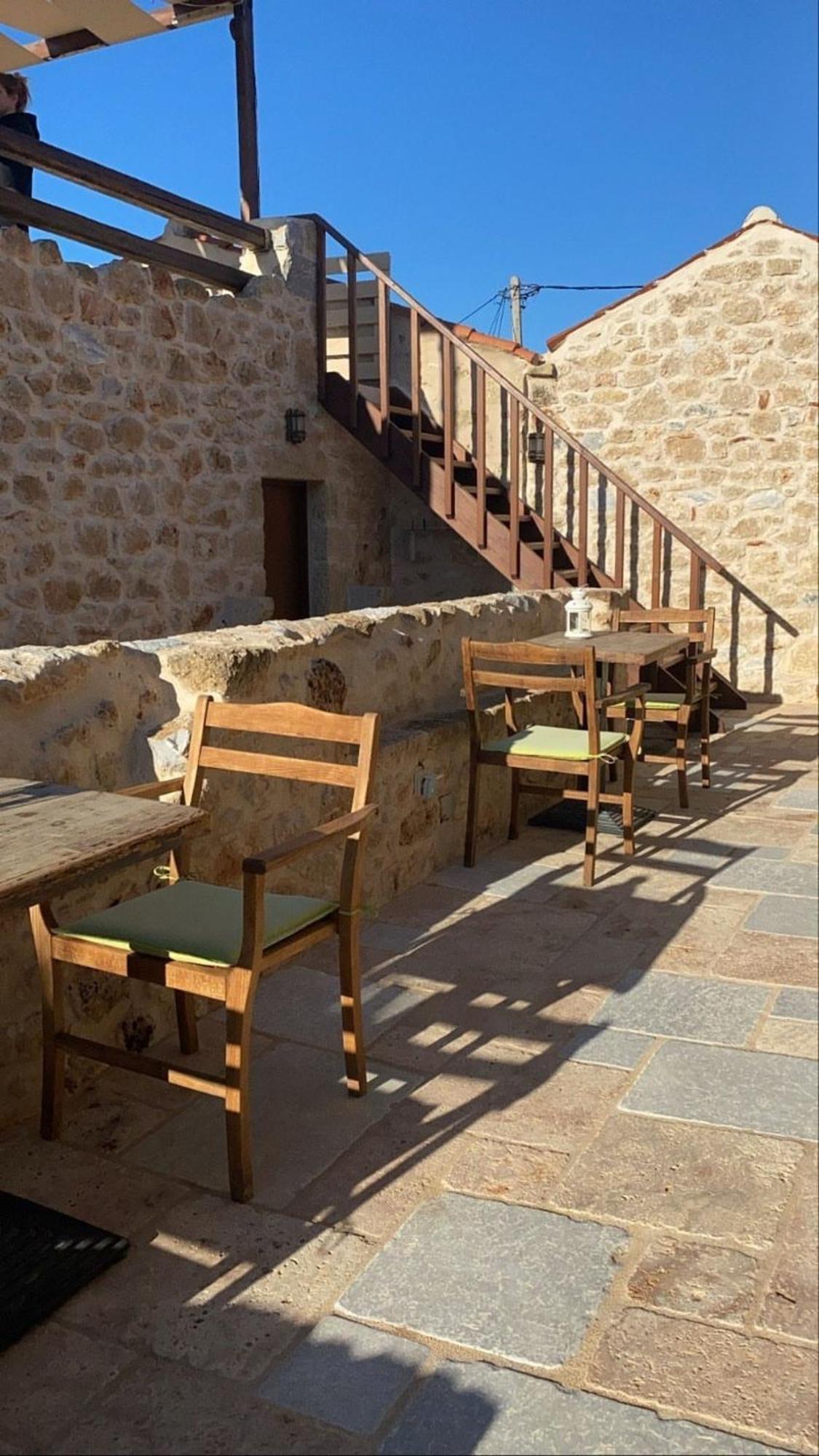 Korona Boutique Hotel Oitylo Exterior foto